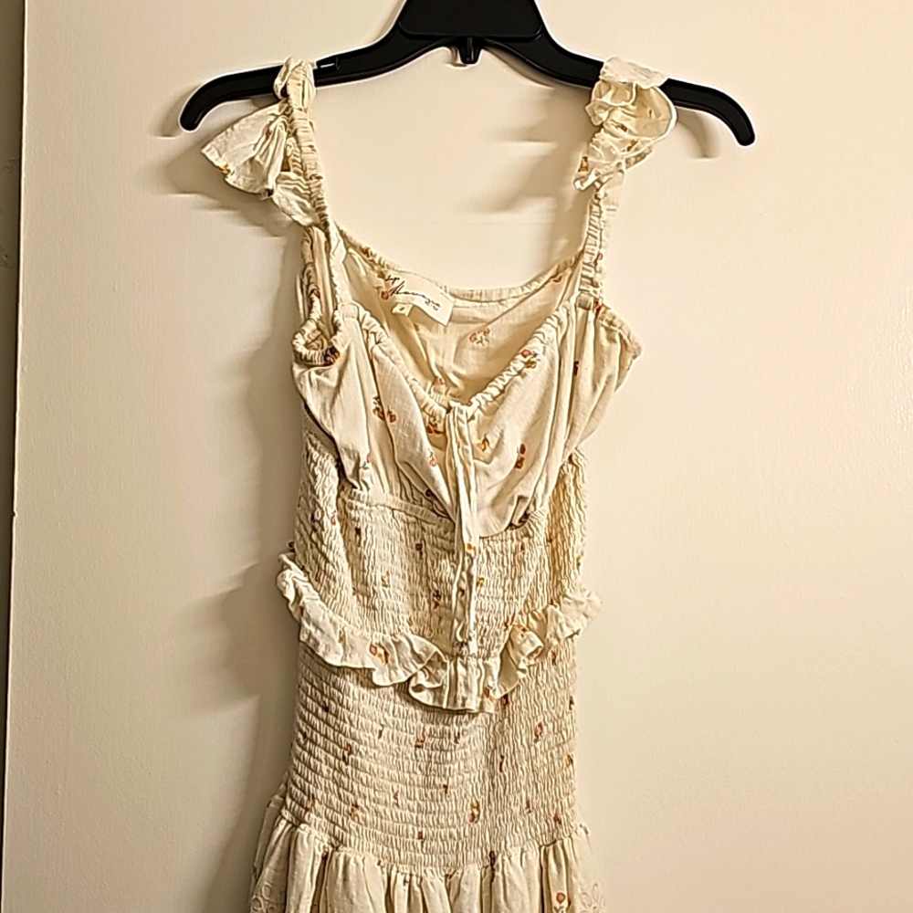 Cream dress. Size: Small. Brand: Vintage Havana.